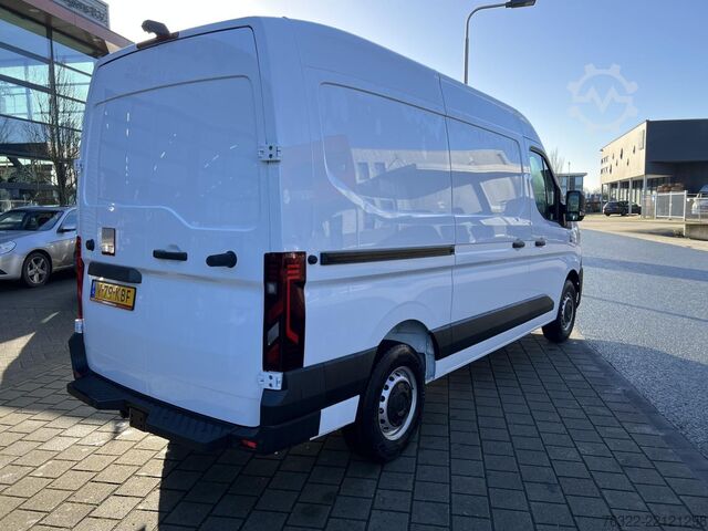 панельний фургон Renault MASTER L2H2 130 PK NIEUW MODEL / AIRCO / MULTIM...