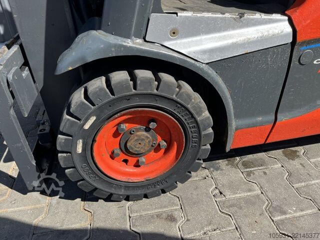 Електрически мотокар с 4 колела Linde E16P-02