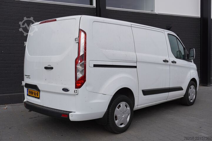 Panelová dodávka Ford Transit Custom 2.0 TDCI 130PK Automaat EURO 6 -...