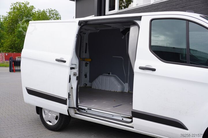 Panelová dodávka Ford Transit Custom 2.0 TDCI 130PK Automaat EURO 6 -...