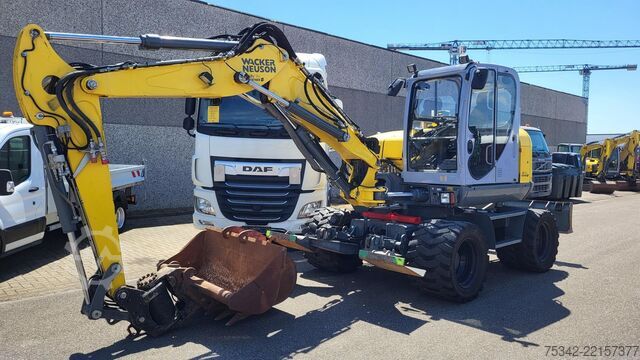 Kolesové rýpadlo WACKER NEUSON EW100