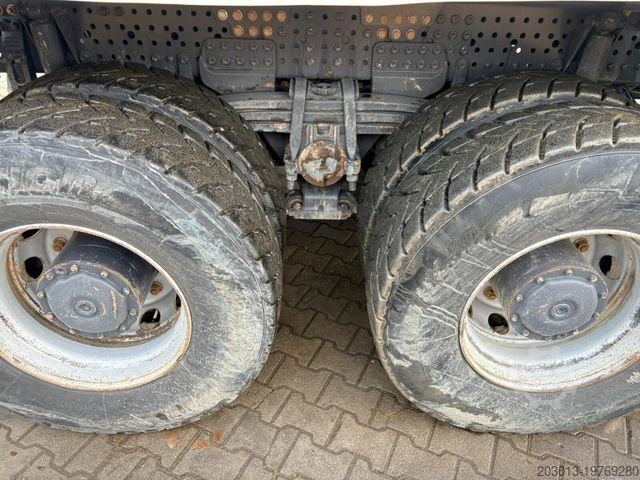 Tipper truck MERCEDES-BENZ AROCS 4145 8x8 Meiller Muldenkipper