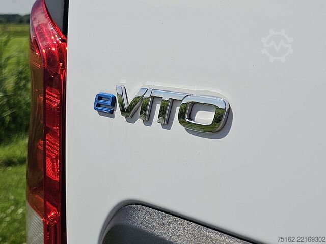 Carrinha de tejadilho alto MERCEDES-BENZ EVITO 66Kwh Wltp 292 kms