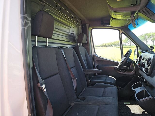 Bestelauto MERCEDES-BENZ SPRINTER 314 L3H2 Maxi Euro6 AC!