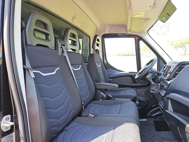 सूटकेस IVECO DAILY 35S18 Bakwagen Deuren 3.0L