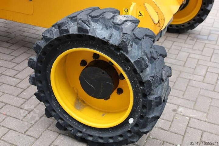 Plataforma de trabajo telescópica articulada Manitou 180ATJ Diesel, 4x4x4 Drive, 18m Working Height, 11