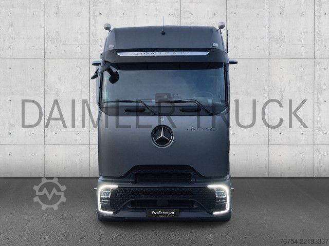 Štandardný ťahač Mercedes-Benz Actros 1851 LS SoloStar Retarder Standklima