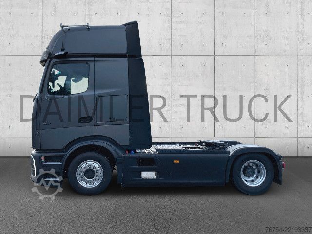 Štandardný ťahač Mercedes-Benz Actros 1851 LS SoloStar Retarder Standklima