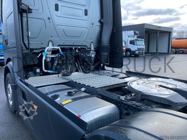 Štandardný ťahač Mercedes-Benz Actros 1851 LS SoloStar Retarder Standklima