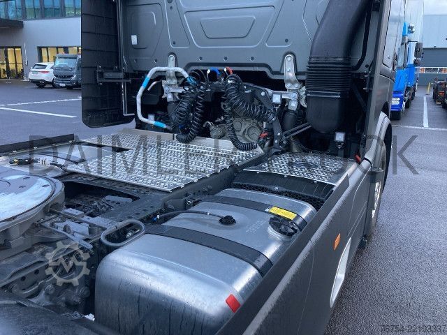 Štandardný ťahač Mercedes-Benz Actros 1851 LS SoloStar Retarder Standklima
