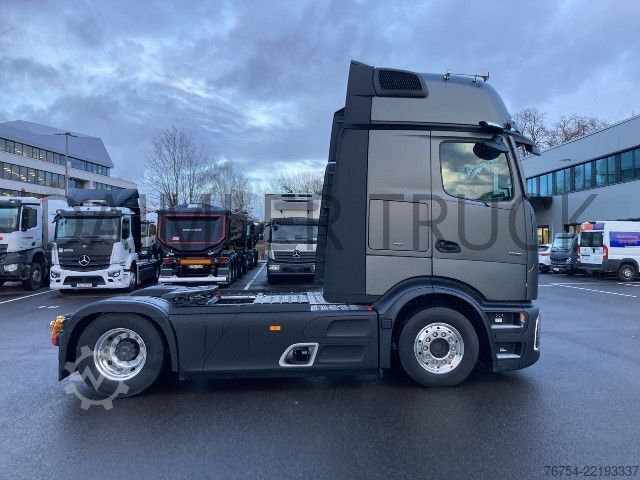 Štandardný ťahač Mercedes-Benz Actros 1851 LS SoloStar Retarder Standklima