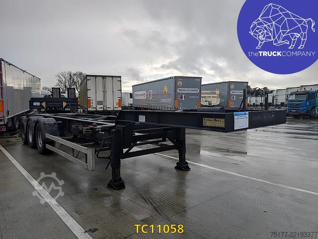 Preprava kontajnerov Turbos Hoet Tank chassis Gooseneck