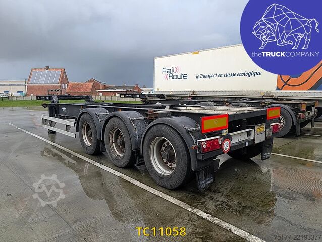 Preprava kontajnerov Turbos Hoet Tank chassis Gooseneck