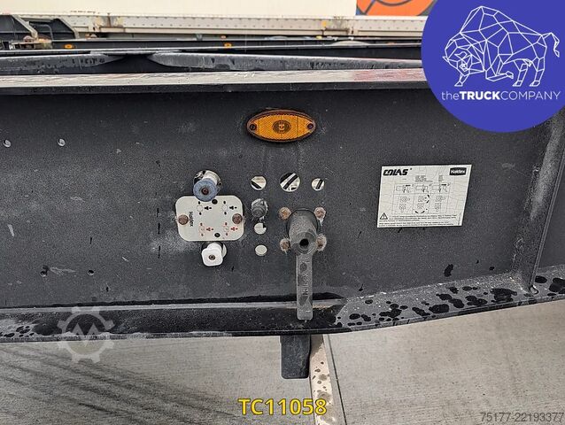 Preprava kontajnerov Turbos Hoet Tank chassis Gooseneck