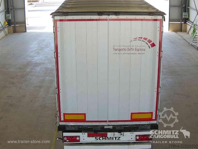 Trailer semi terbuka dengan terpal Schmitz Cargobull Curtainsider Standard