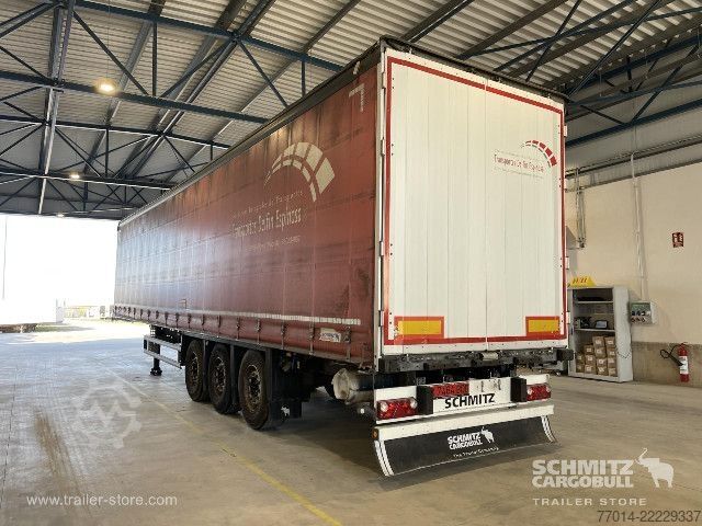 Trailer semi terbuka dengan terpal Schmitz Cargobull Curtainsider Standard