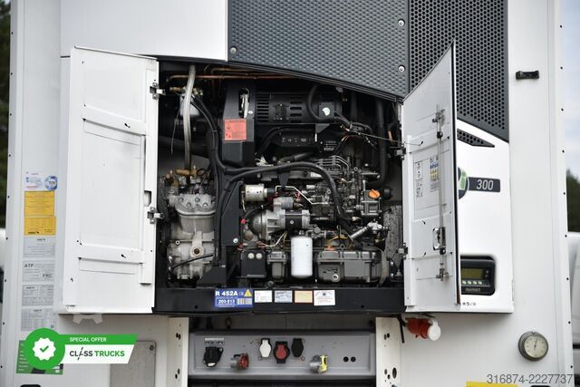 Gjysmë rimorkio frigoriferike SCHMITZ CARGOBULL SKO Double Deck FP60 ThermoKing SLXi 300