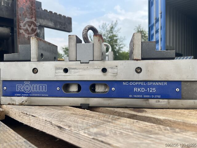 Машинные тиски RÖHM RKD-125 NC-Doppelspanner Imadło maszynowe RÖHM RKD-125 NC-Doppelspanner Imadło maszynowe RÖHM RKD-125 NC-Doppelspanner