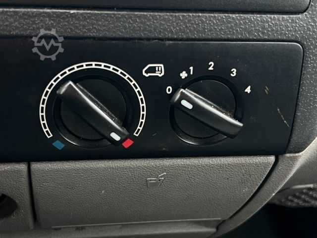 Kleinbus VOLKSWAGEN T5 Kombi 1.9 Tdi Lang 9 Sitze Klima Schiebetür