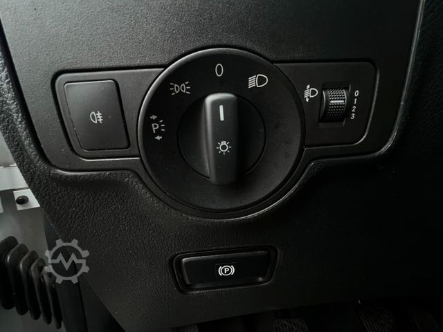 Minibus MERCEDES-BENZ Vito 111 Cdi BlueTEC 9 Sitze Klima Navi Tempomat