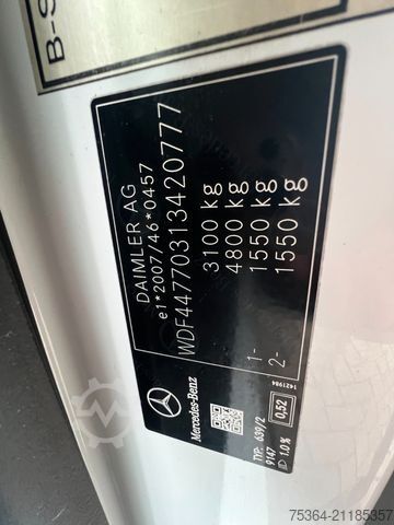 Minibus MERCEDES-BENZ Vito 111 Cdi BlueTEC 9 Sitze Klima Navi Tempomat