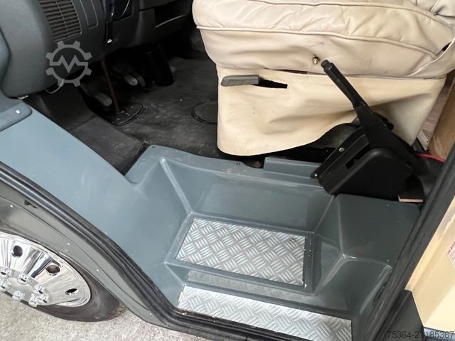 Camper terintegrasi TABBERT FFB 680 Classic Fiat 2.5 Diesel Solar Hubbett Tv