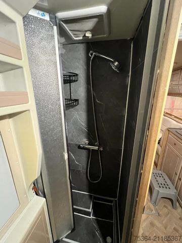 Camper terintegrasi TABBERT FFB 680 Classic Fiat 2.5 Diesel Solar Hubbett Tv