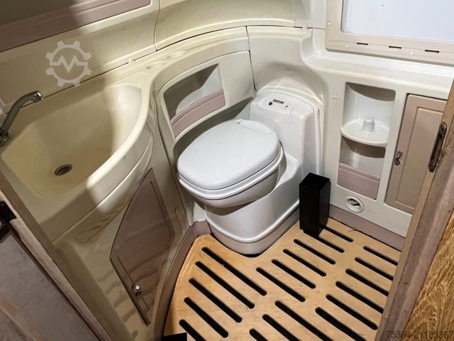 Camper terintegrasi TABBERT FFB 680 Classic Fiat 2.5 Diesel Solar Hubbett Tv