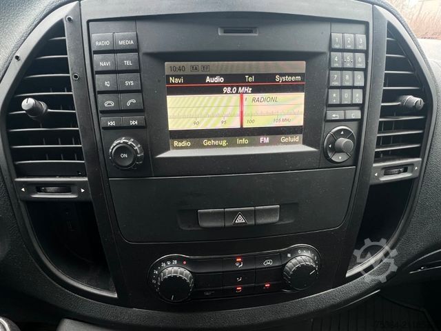 Minibus MERCEDES-BENZ Vito 111 Cdi BlueTEC 9 Sitze Klima Navi Tempomat