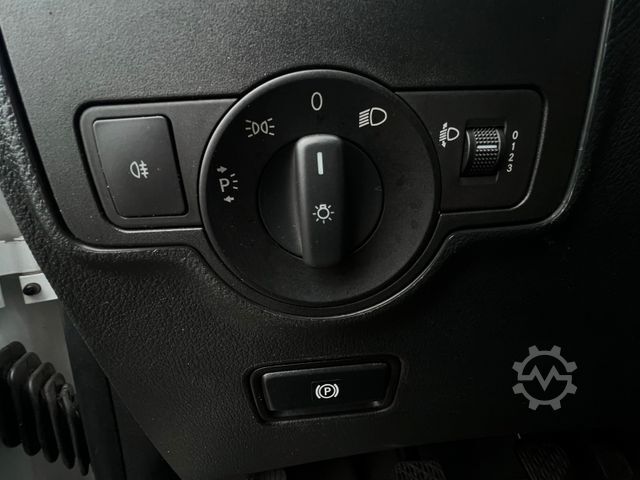 Minibus MERCEDES-BENZ Vito 111 Cdi BlueTEC 9 Sitze Klima Navi Tempomat