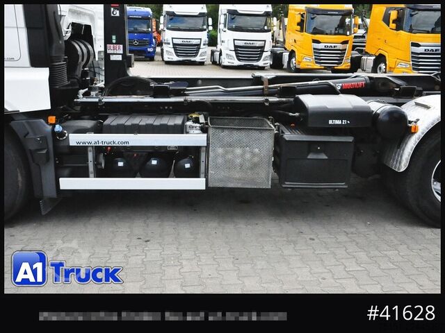 Camião porta-contentores de gancho MAN TGX 26,500 LL, HIAB Intarder Navi Sound, Funk