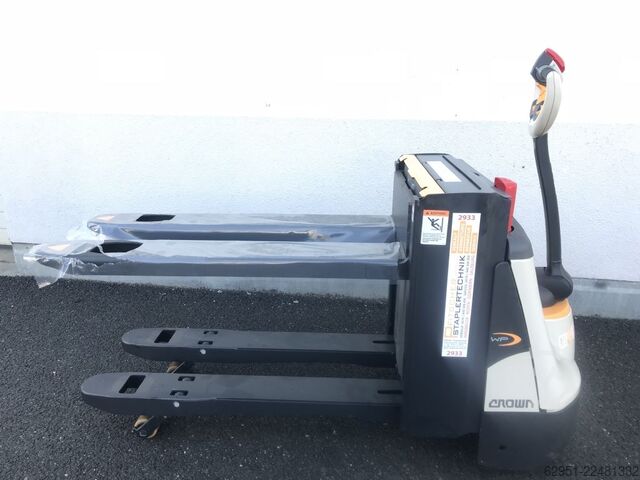 ръчна палетна количка Crown WP 3080 Elektro-Hubwagen mit Masthub
