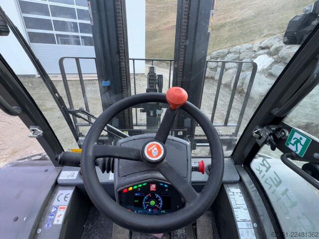 Terenski viličar Ausa C 351 HX4