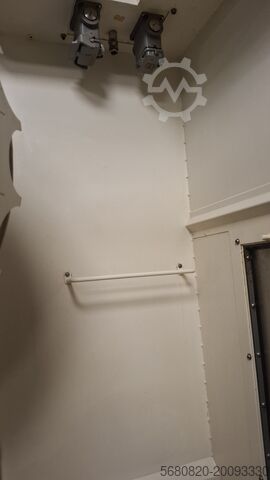 Pusat tatanan menegak DMG Mori Milltap 700