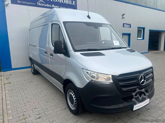High top van MERCEDES-BENZ Sprinter 215 9G-TR HOCH+LANG KLIMA 3-SITZ KAMERA