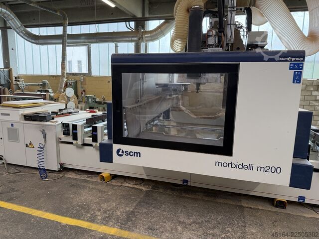 CNC apstrādes centrs Morbidelli M 200