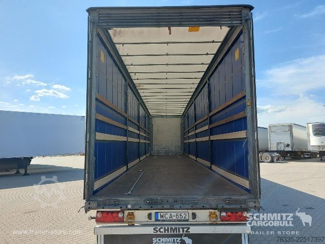 Avoin puoliperävaunu pressulla Schmitz Cargobull Curtainsider Mega