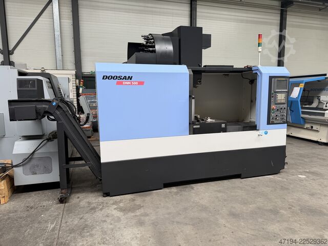 вертикальний обробний центр DOOSAN DNM 500