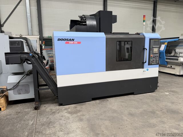 вертикальний обробний центр DOOSAN DNM 500