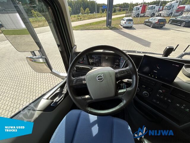 Standard-SZM Volvo FH 500 TC 4x2 Showtruck + I-Park