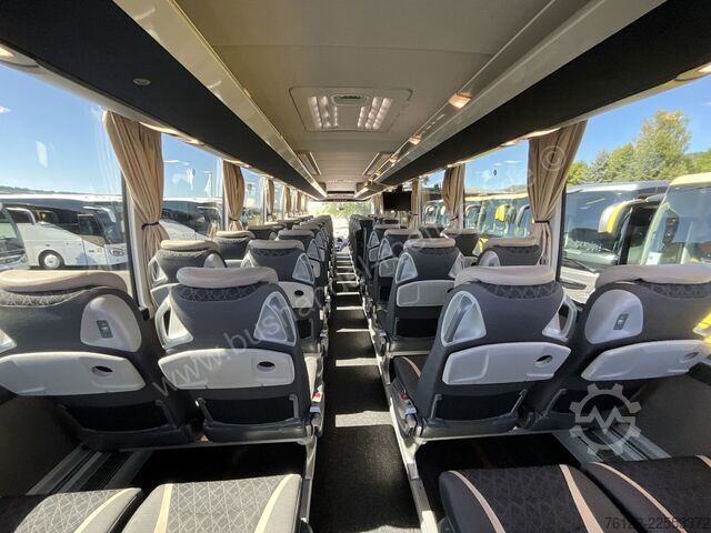Autocar de turism Setra S 515 HD