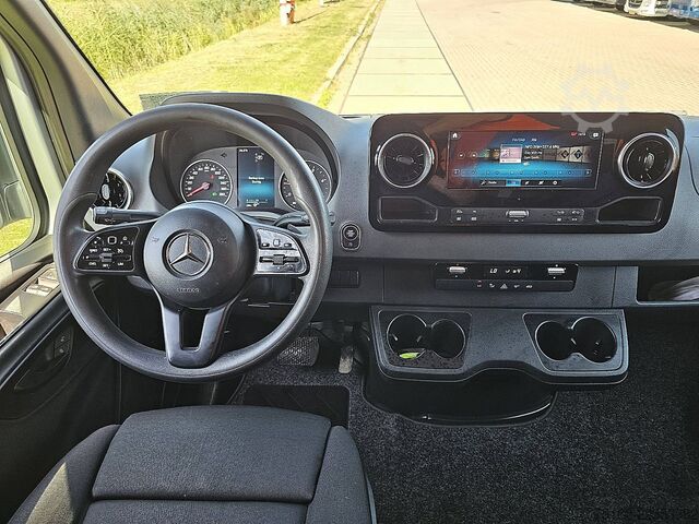 סטיישן עם גג גבוה MERCEDES-BENZ SPRINTER 519 L3H2 Dubbellucht LED