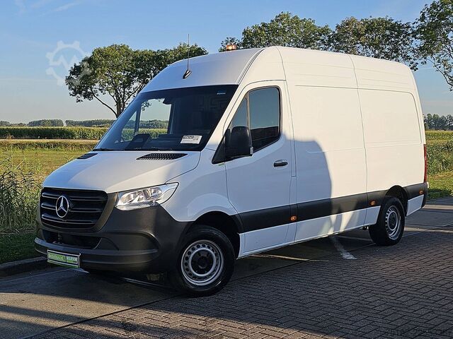 Kõrge katusega universaal MERCEDES-BENZ SPRINTER 311 L2H2 MBUX10  RWD