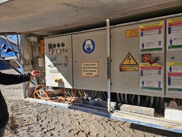 Rakennuskone KLEEMAN REINER MB 122