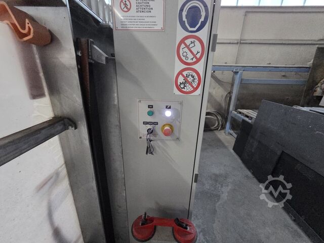 Machining center NOAT QUBO