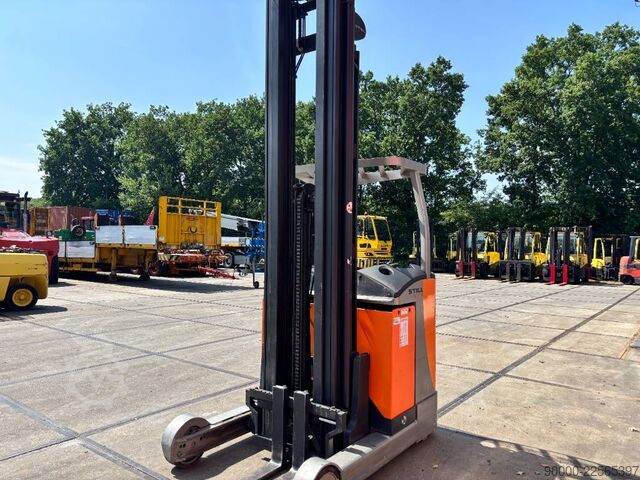 Reachtruck Still FMX 17 8.8 meter 1700 kg Reachtruck