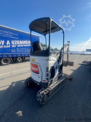 Minigraafmachine Bobcat E20 / 2015 Bobcat E20