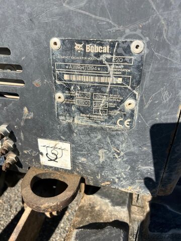 Minigraafmachine Bobcat E20 / 2015 Bobcat E20