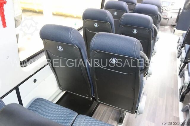Minibüs Iveco Daily line / A65C18 / Airco / Automatic / Elect...