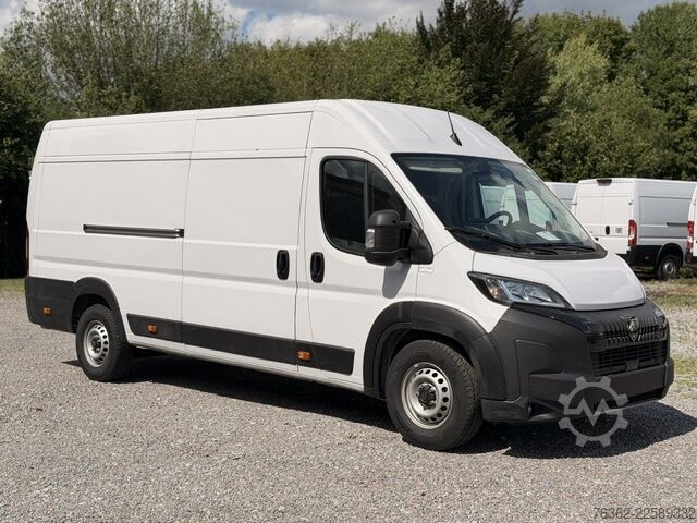 Skåpbil med hög takhöjd och långt axelavstånd Peugeot Boxer Kasten 435 L4H2  180 AUT/NAvi/PDC